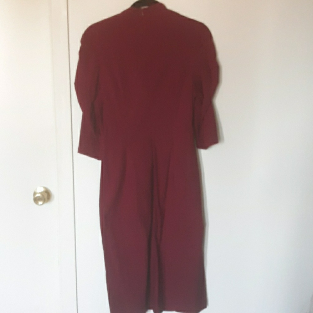 1940's style burgundy wiggle dress - Picture 5 of 6